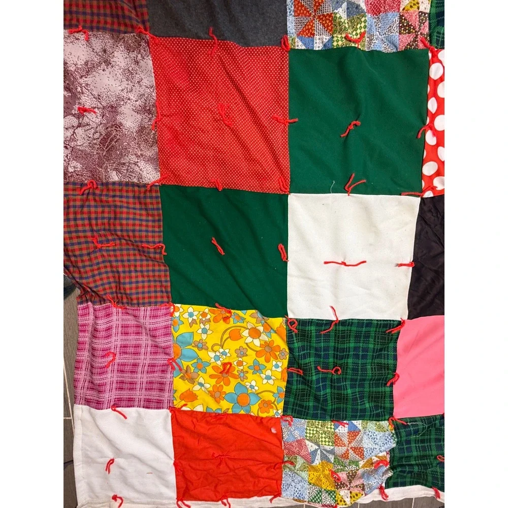 Vintage Handmade Patchwork Tie Quilt Eclectic Boho Mix Pattern Twin 70x84